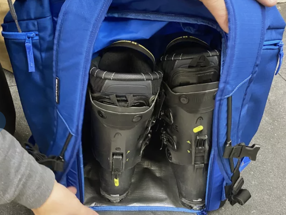 Best Ski Boot Bags: Ease of transport and the option of warm boots!