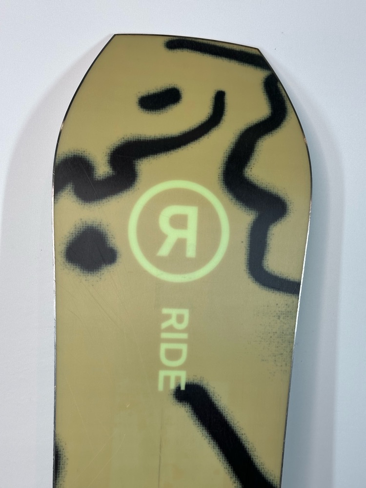 2275 Ride Twinpig Men's Snowboard 142 cm 2024 - Snowboards | SENDY