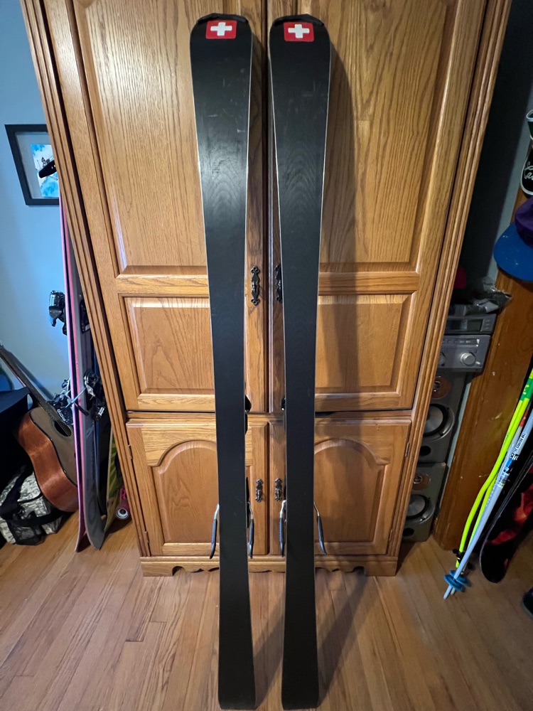 Stockli Laser SL FIS - Skis | SENDY
