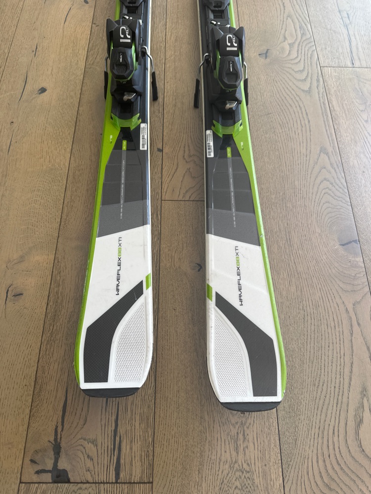 Elan Amphibio Waveflex 88 XTI - Skis | SENDY