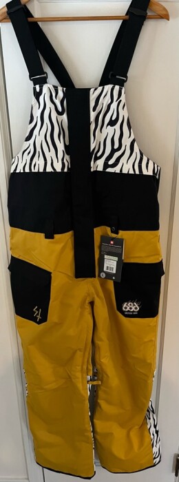 686 x Sketchy Tank FRONTIER SHELL BIB SNOWBOARD PANTS Brand Znew