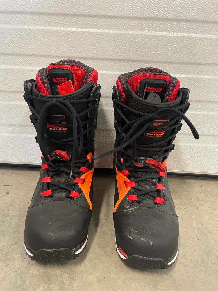 Nike Lunarendor Boots 9.5 - Snowboard Boots | SENDY