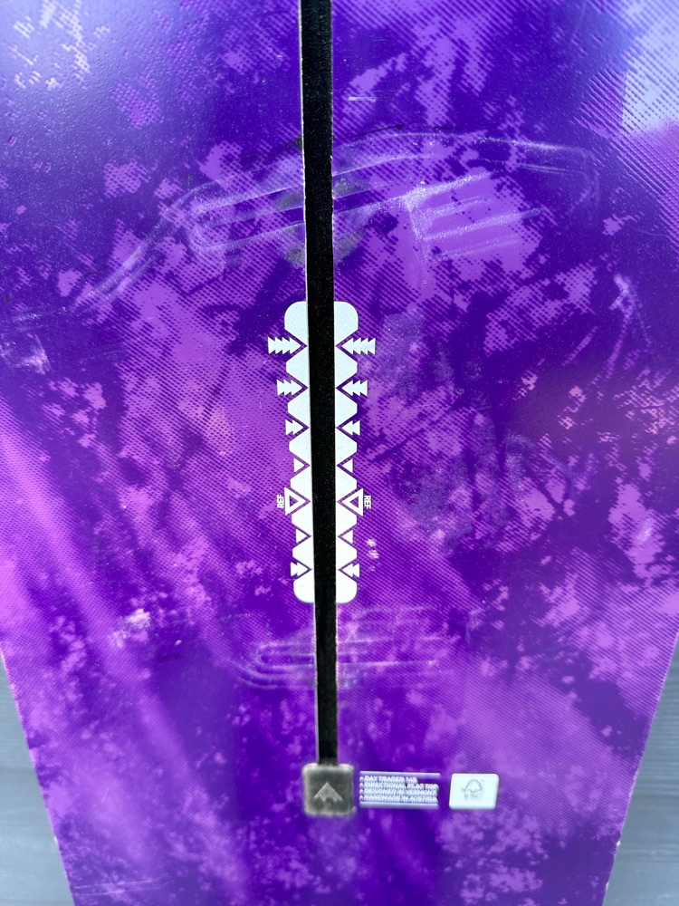 Burton Family Tree - Day Trader 145 (2018) - Snowboards | SENDY