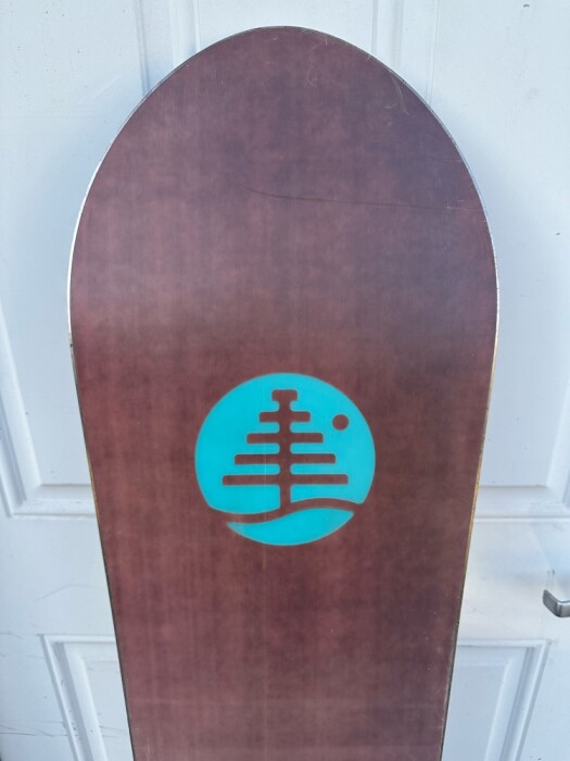 Burton Family Tree - Day Trader 145 (2018) - Snowboards | SENDY