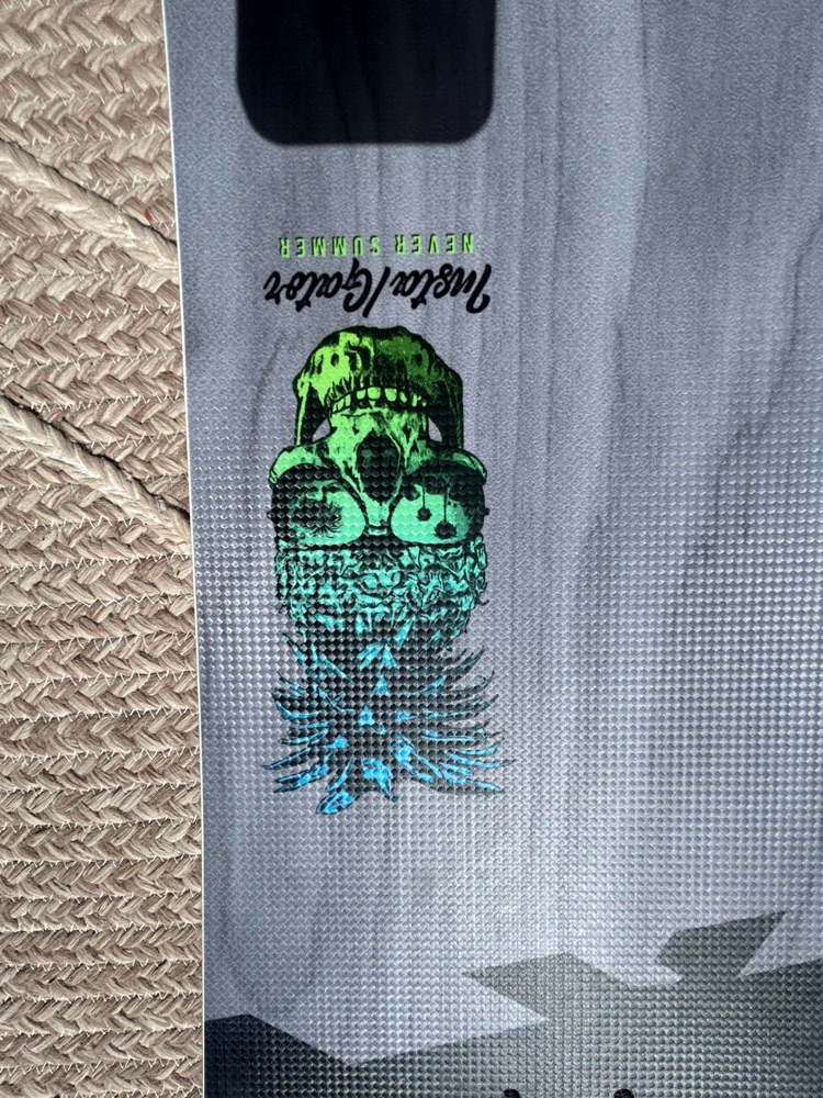 NEVER SUMMER INSTA/GATOR - Snowboards | SENDY
