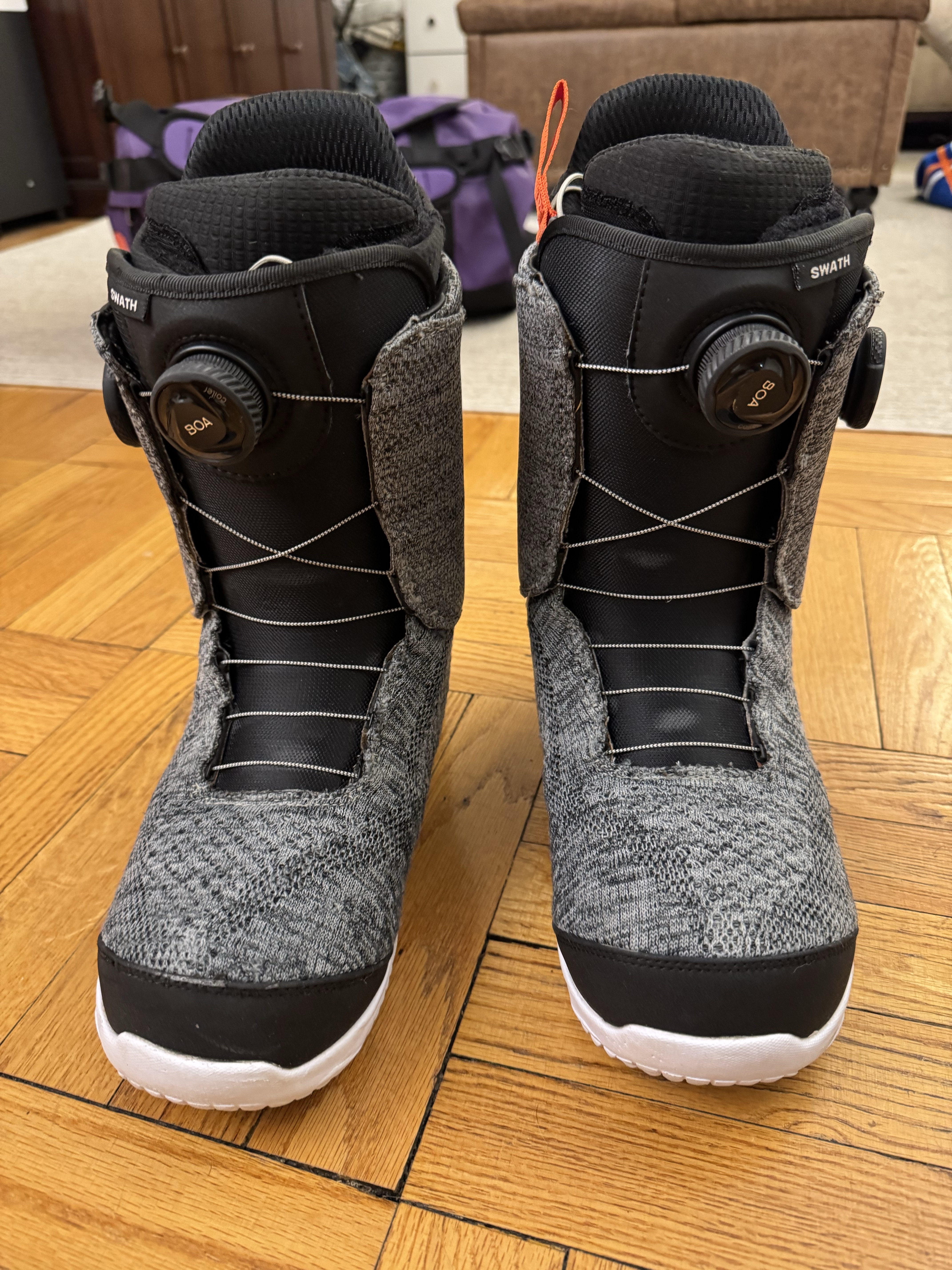 Burton Swath Snowboard Boots Men's Size 9.5 - Snowboard Boots | SENDY