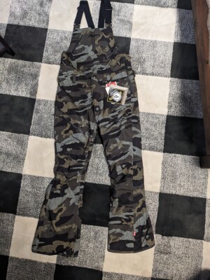 Volcom Women's BIbs - Ski & Snowboard Pants | SENDY