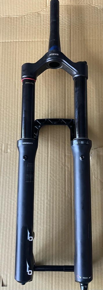 2023 RockShox ZEB Select 170mm travel (New Never Ridden - Mountain