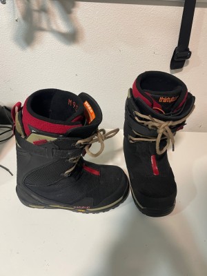 Thirtytwo Jones TM-2 Boots M's 9.5 - Snowboard Boots | SENDY