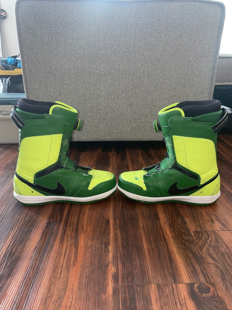 nike snowboard boots 10