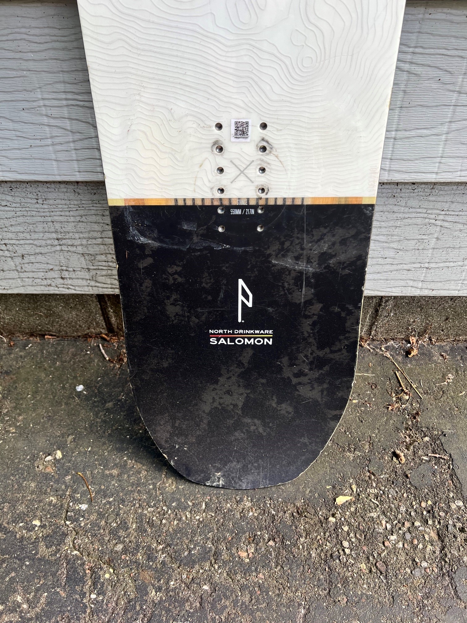 Salomon Super 8 - Mt. Bachelor 154 CM - Snowboards | SENDY