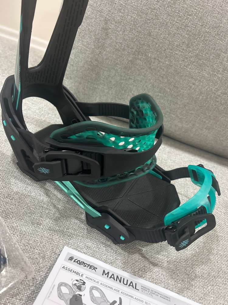 Lobster Eiki pro binding size M/XL - Snowboard Bindings | SENDY