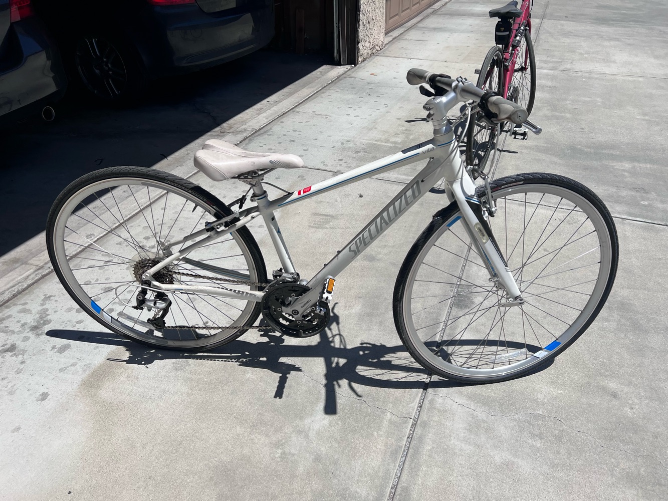 Gently used Specialized Vita XS women / girls bike - Cruisers | SENDY