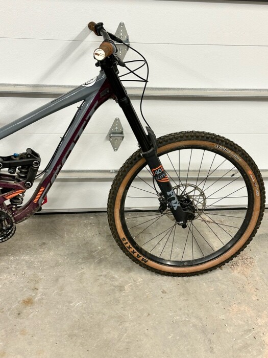 2018 Scott Gambler 720 - Trail Full Suspension Bikes | SENDY
