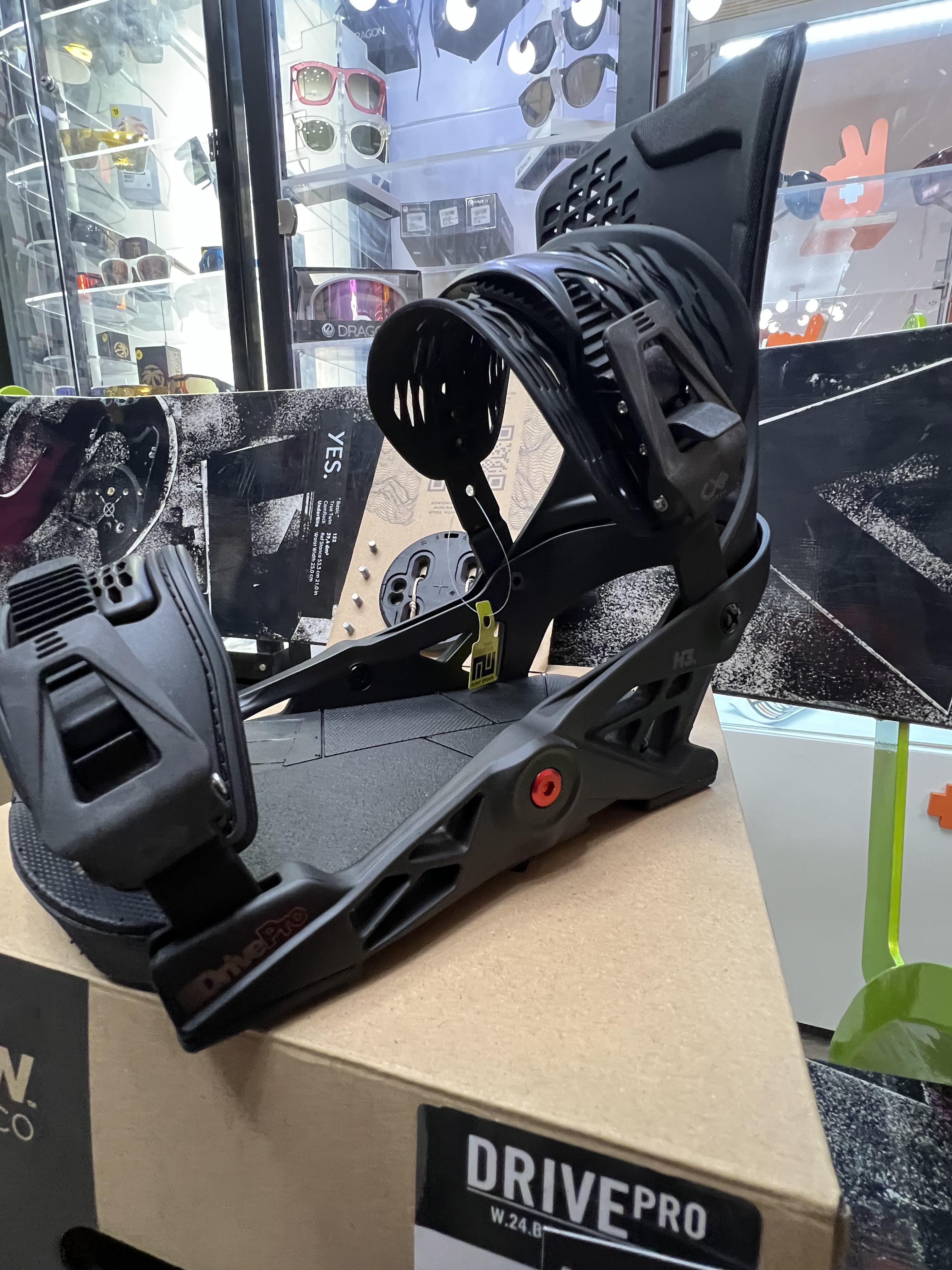 New NOW Bindings Clearance // Drive Pro Model // 2 Sizes