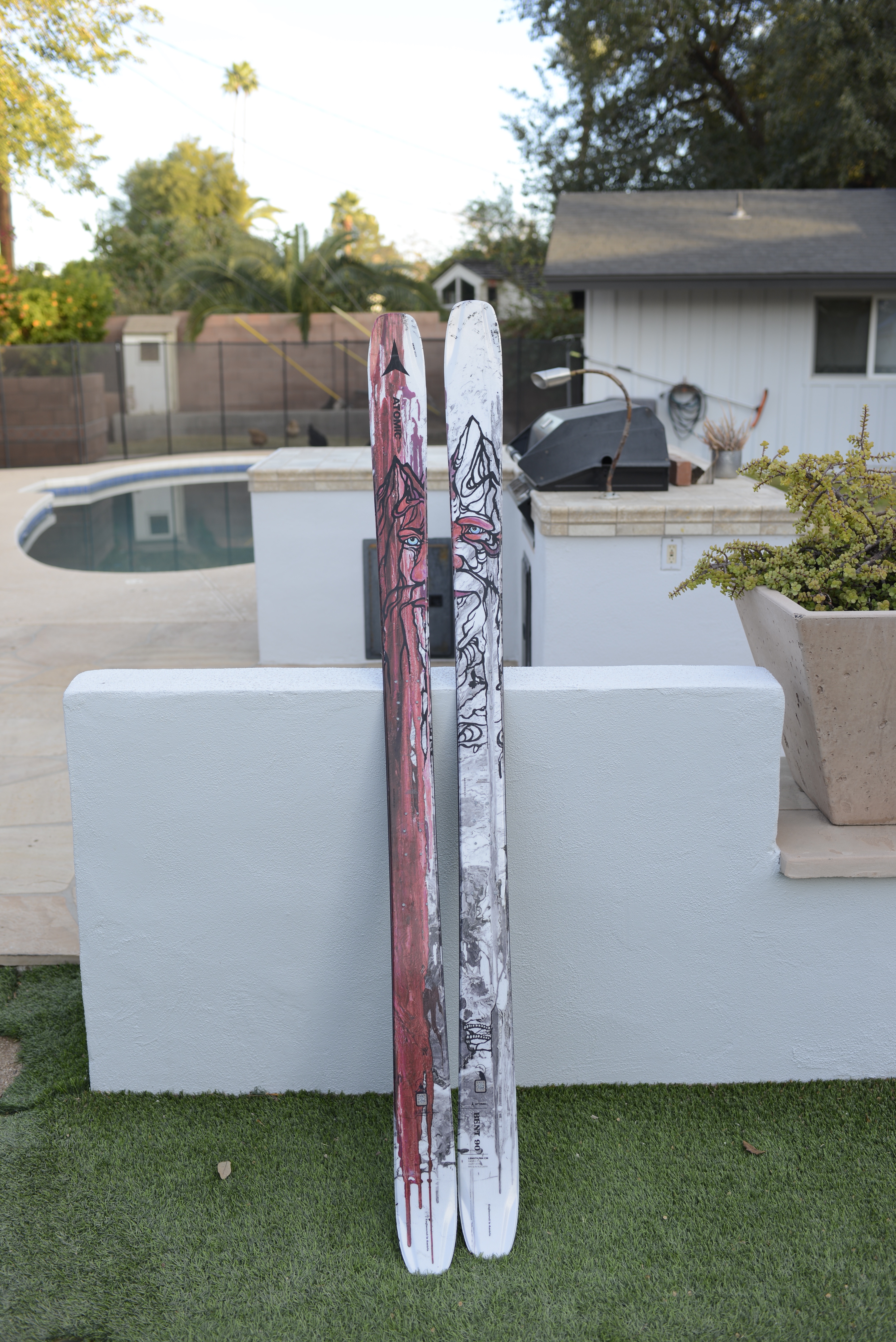 Atomic Bent 90 - 184cm - Skis | SENDY