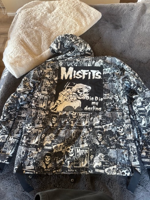 grenade☆jacket☆M Grenade Manic Jacket | GetBoards.com