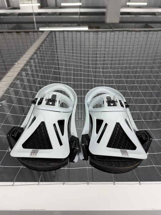 Burton Genesis Step On size L - Snowboard Bindings | SENDY