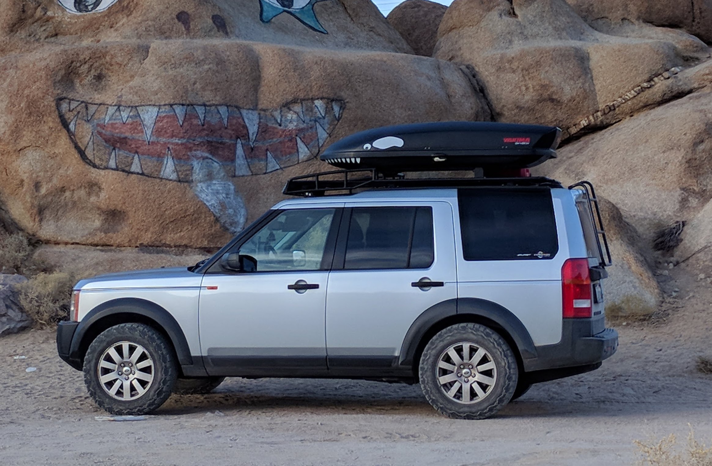 Sendy Box Yakima Skybox 18 Cargo Box - Cargo Bags | SENDY