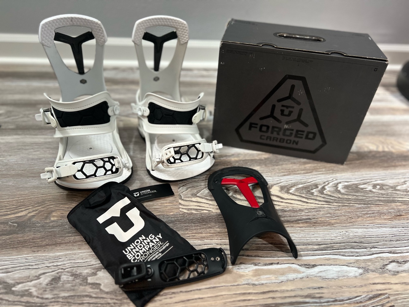 Union Falcor size M - Snowboard Bindings | SENDY