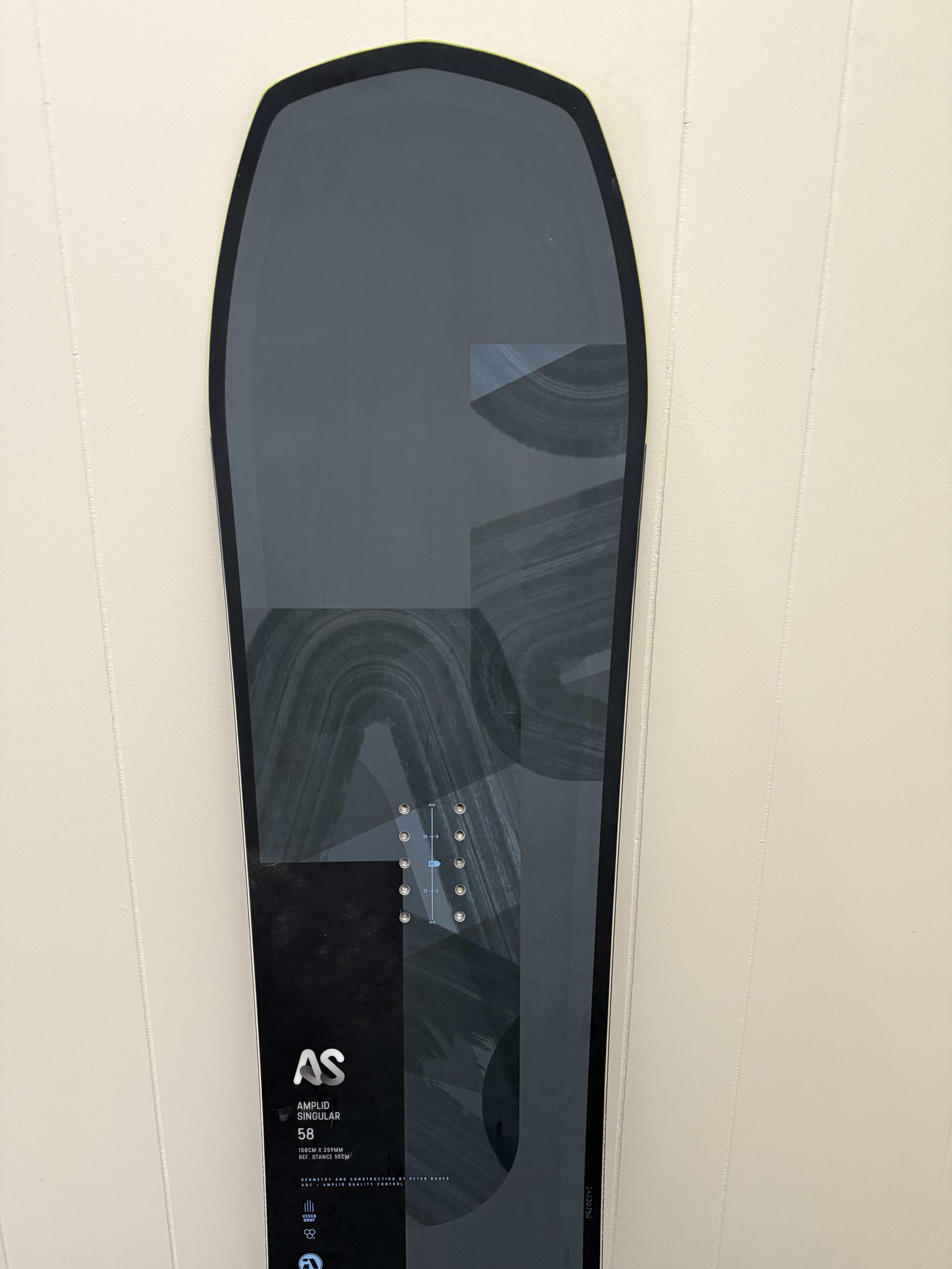 2026 Amplid Singular 158 - Snowboards | SENDY