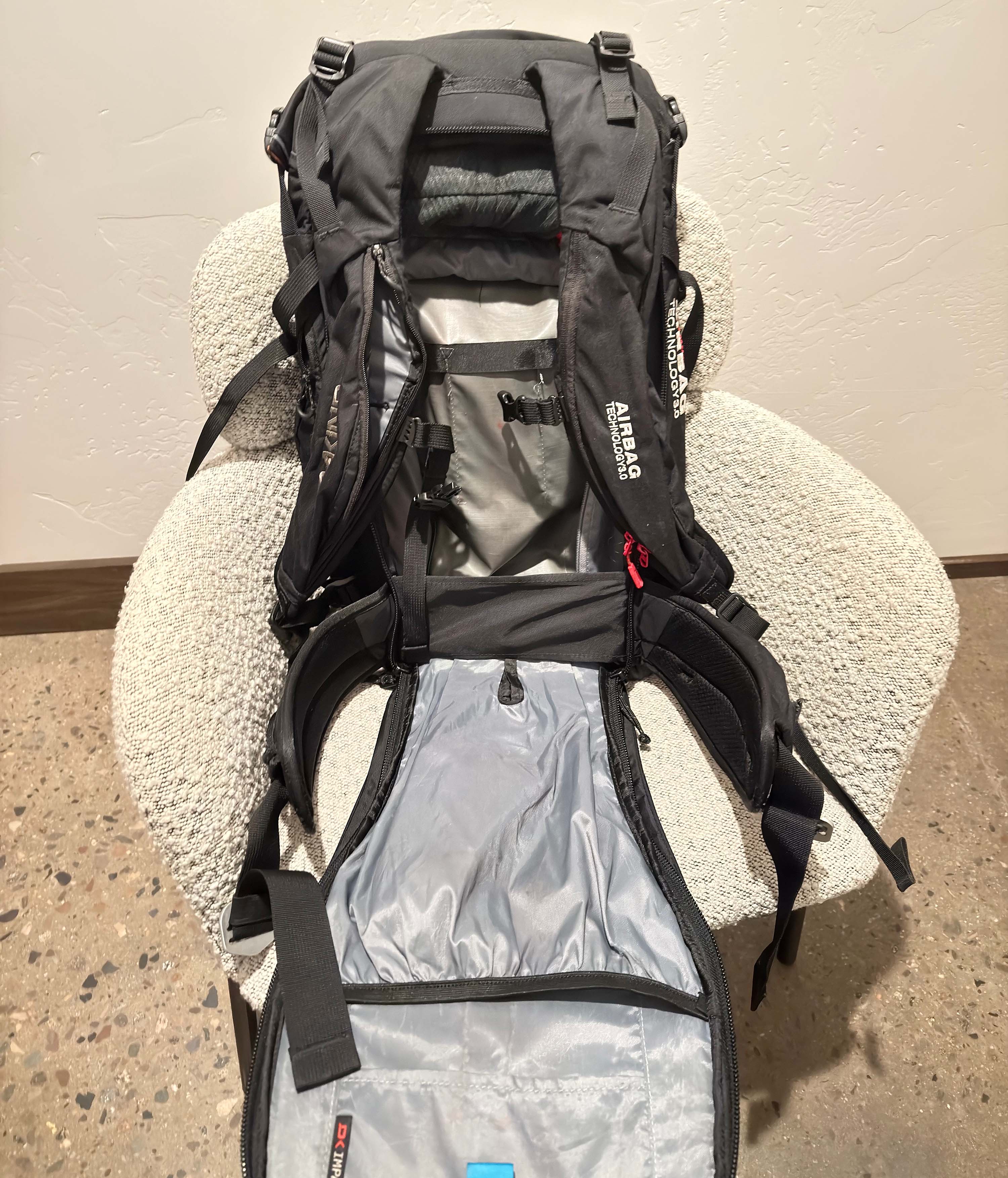 Dakine poacher RAS 26L pack with airbag and canister - Avalanche