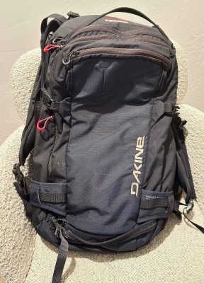 Dakine poacher RAS 26L pack with airbag and canister - Avalanche