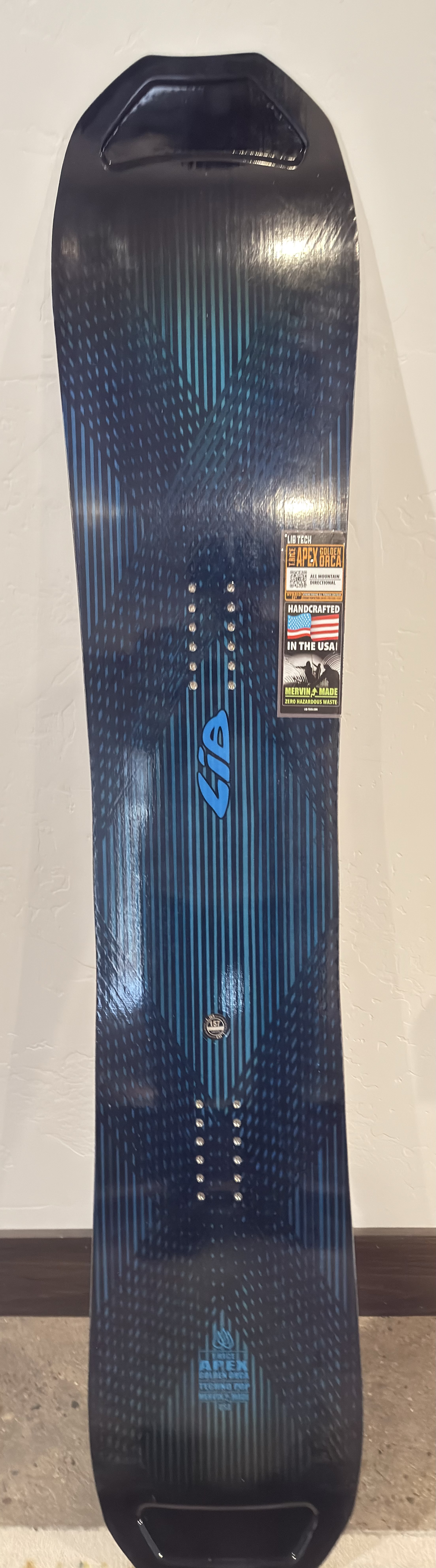 LIB TECH APX GOLDEN ORCA 157