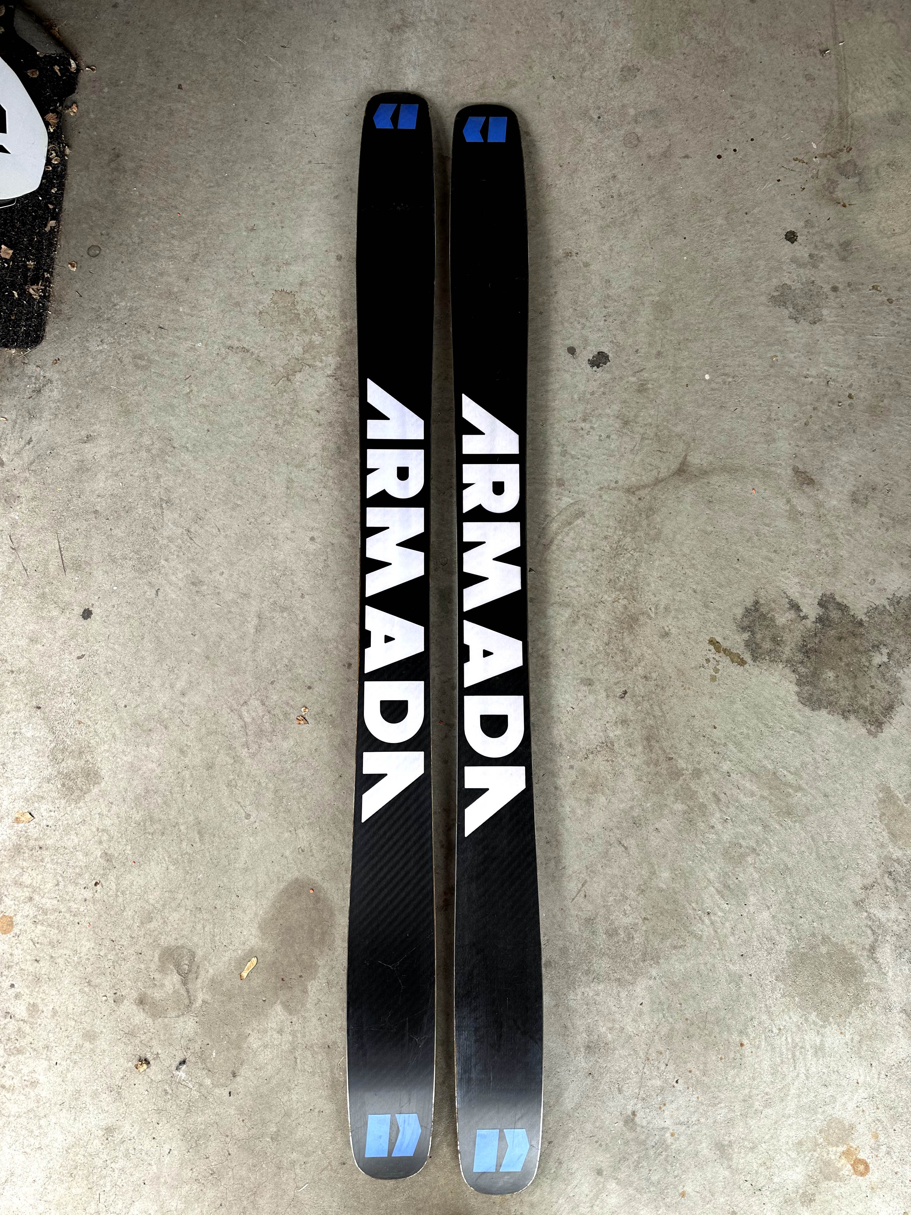 Armada JJ 2.0 Brand new 2017 - Alpine Skiing | SENDY