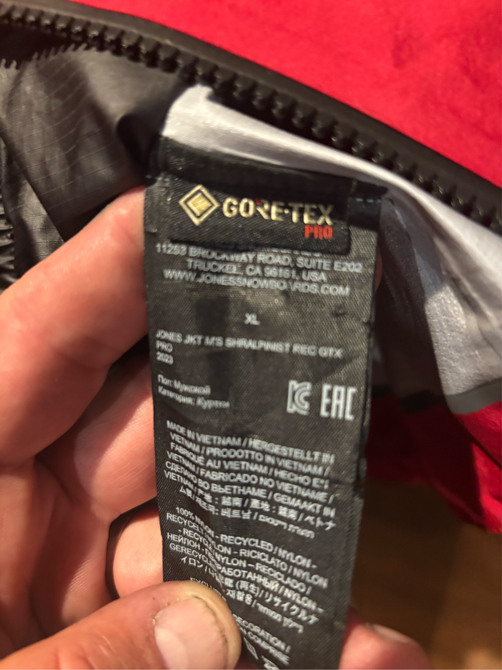 Jones Shralpinist Gore-Tex Pro Jacket XL - Apparel | SENDY