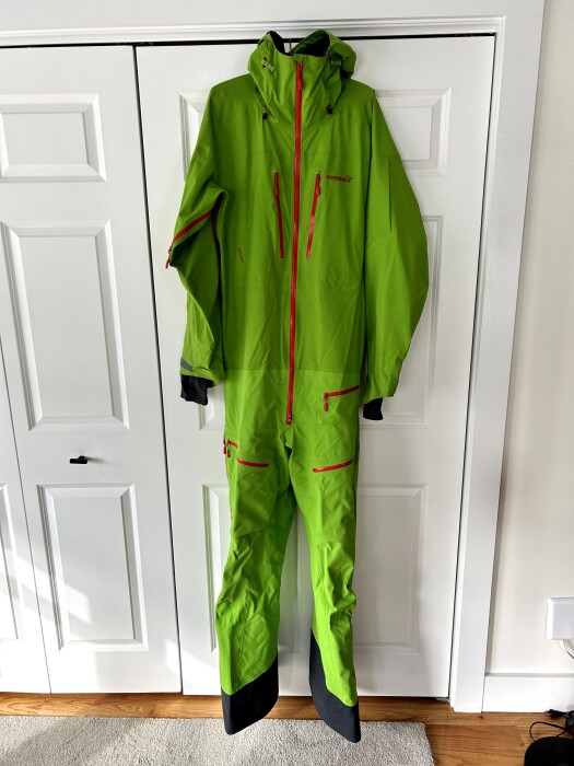 Norona Lofoten Gore Tex OnePiece Suit - One-Piece Snowsuits | SENDY