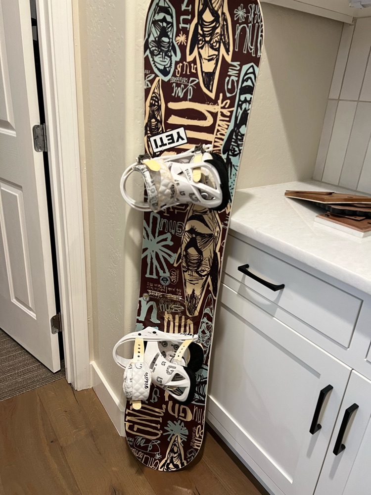 burton gnu snowboard Women's Frosting 2026 149 A lot of tech for a nice price the B GNU SNOWBOARD, BURTON BINDINGS -
